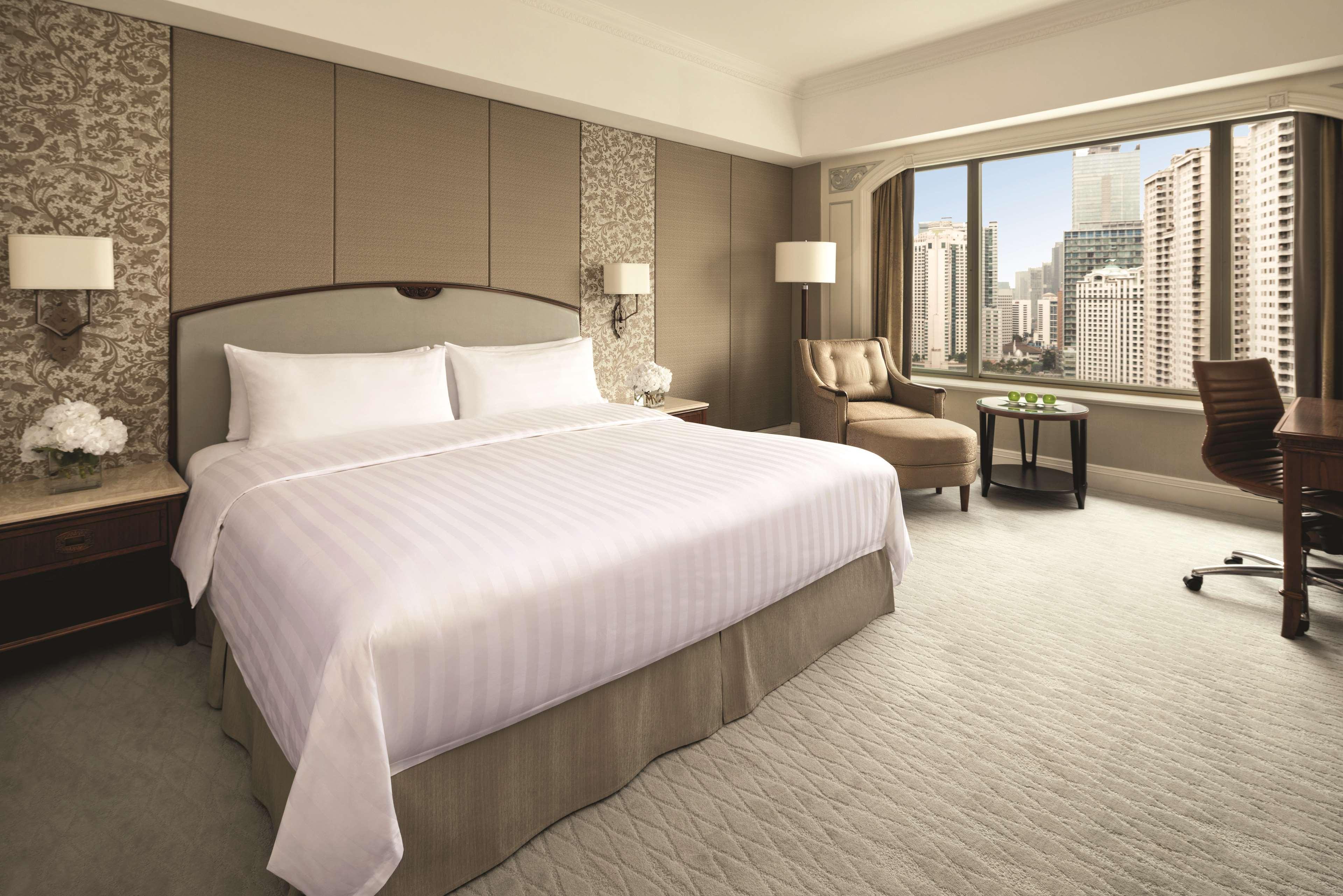 Shangri-la Hotel
