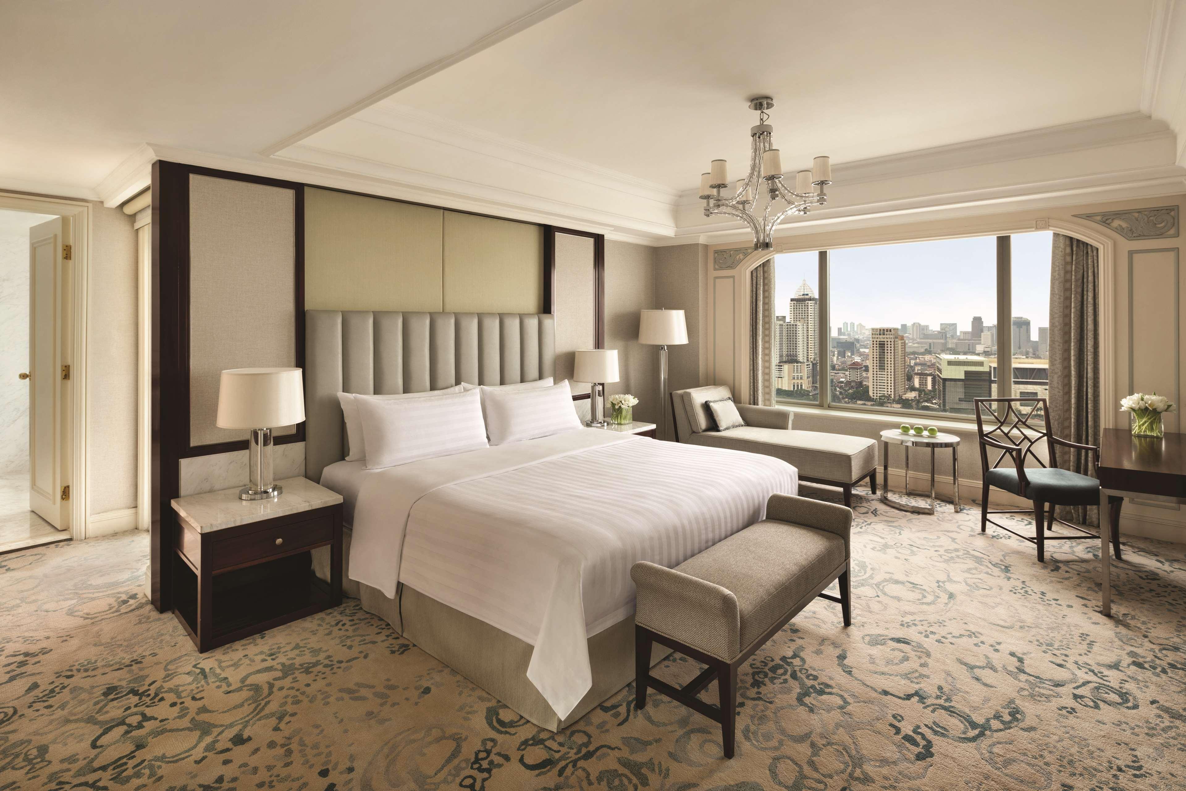 Shangri-la Hotel Jakarta