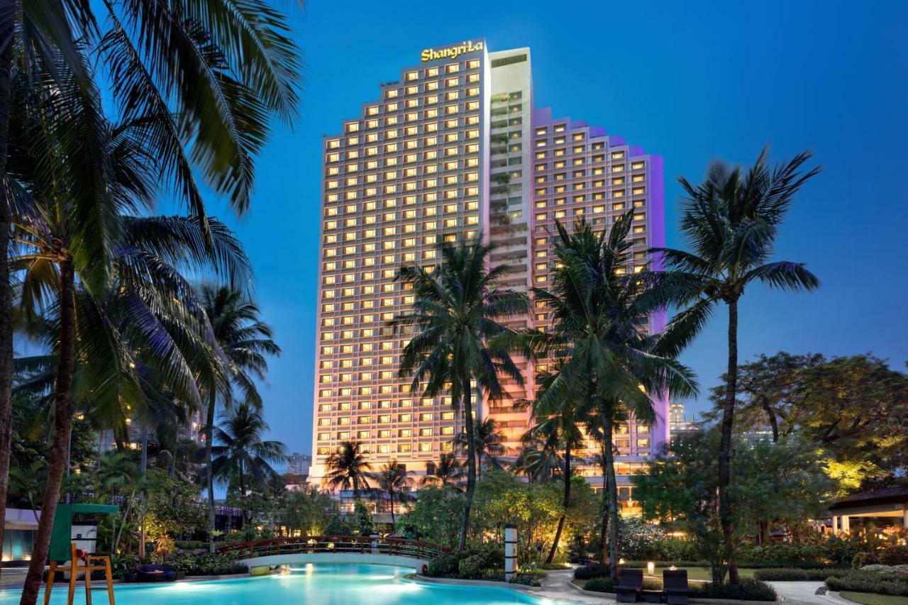Shangri-la Hotel 5*